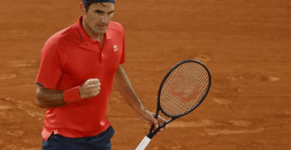 Tri i po sata igre: Federer u osmini finala Rolan Garosa