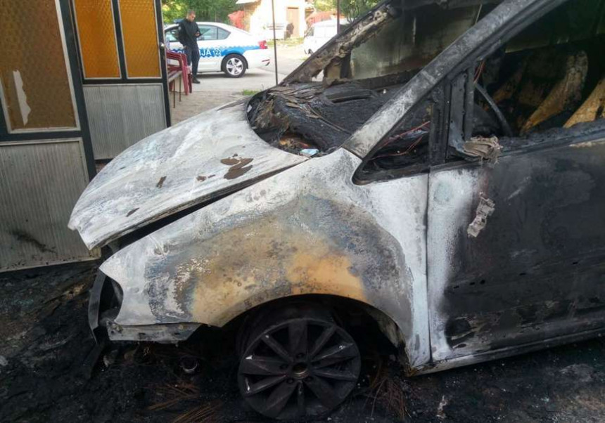 Zapaljen automobil u banjalučkom naselju Pobrđe
