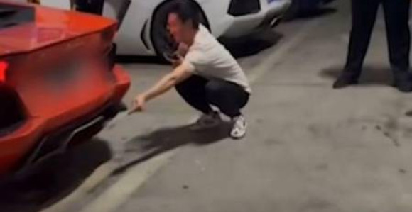 Skupo ga koštao roštilj na auspuhu Lambordžinija (VIDEO)