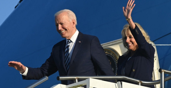 Bajden doputovao u Britaniju, poslao poruku Putinu