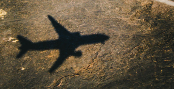 Poginulo 12 ljudi u padu vojnog aviona, dvoje preživjelo