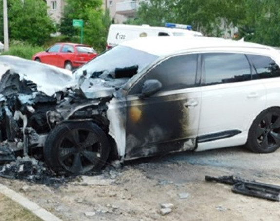 Potpuno izgorio "audi" poznatog repera