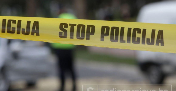 Ubio punicu, ranio suprugu, pa se pokušao ubiti