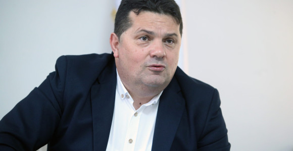 Stevandić vjeran Dodiku: Neće "pucati" u njegova leđa