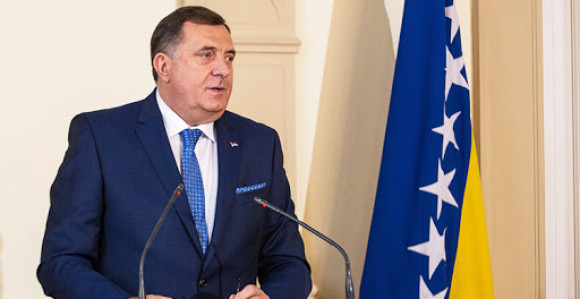 Da li Milorad Dodik zna kud goni?