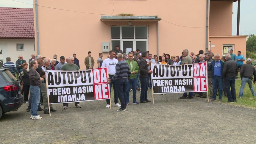 Protest zbog trase Banjaluka - Prijedor