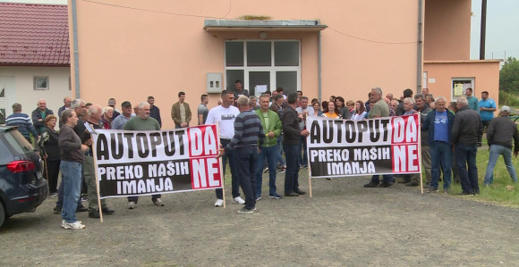 Protest zbog trase Banjaluka - Prijedor
