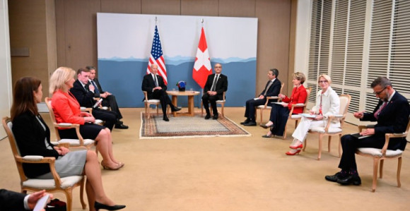 Bajden tražio savjet pred sastanak sa Putinom