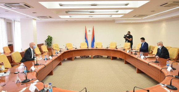 Čubrilović danas razgovarao sa ambasadorom Fildom