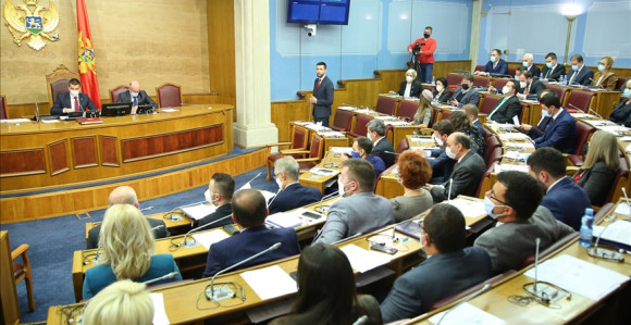 Skupština Crne Gore usvojila Rezoluciju o Srebrenici