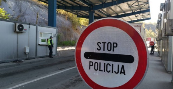 Opet vraćen autobus - vernici nisu mogli na Zadušnice