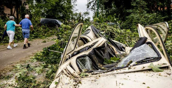 Тропска олуја Клодет погодила југ САД (ВИДЕО)