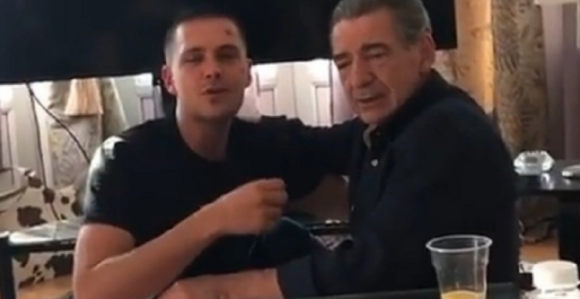 Biković zaplakao na ramenu Manojlovića?!