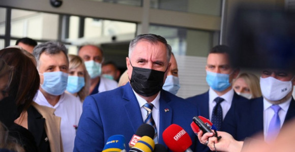 Stanić: Viškoviću, da li su na Vas ponosni zdravstveni radnici?!