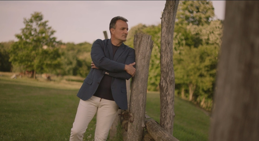 Ivan dobio nagradu "Car Konstantin" za vokalne sposobnosti!