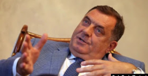 Dodik smjenjuje one koji neće da kradu državni novac?!