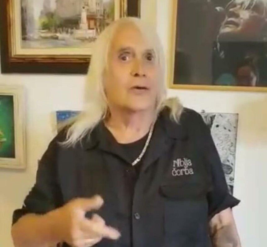 Oglasio se Bora Čorba nakon vijesti da je u bolnici