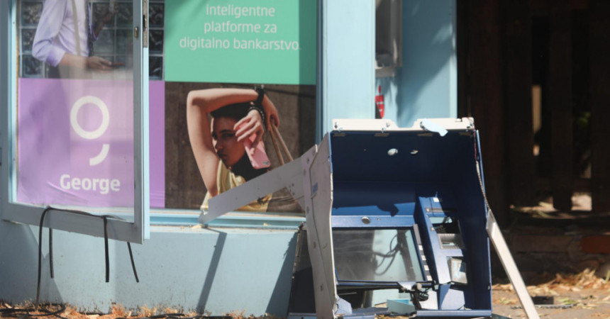 У Загребу експлозивом разнијели банкомат