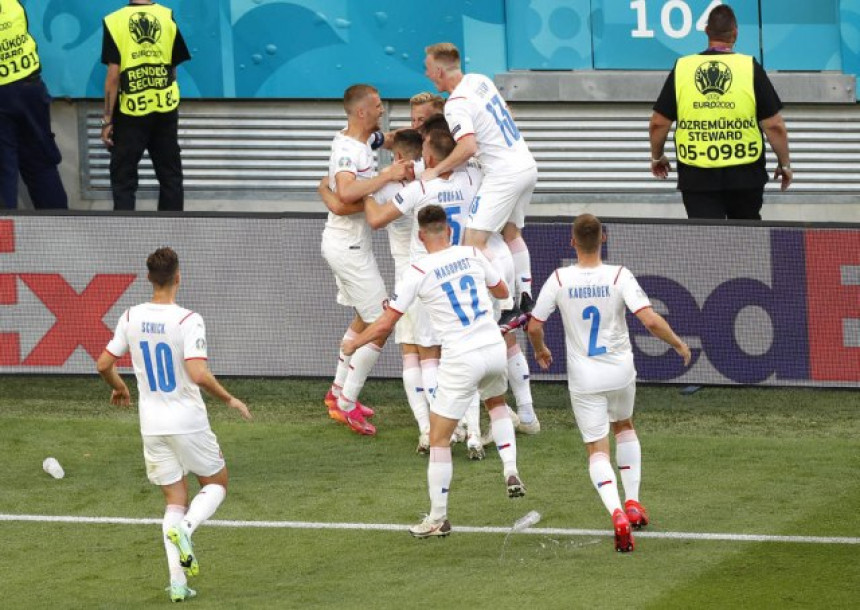 Šik šokirao Holandiju – Češka je u četvrtfinalu