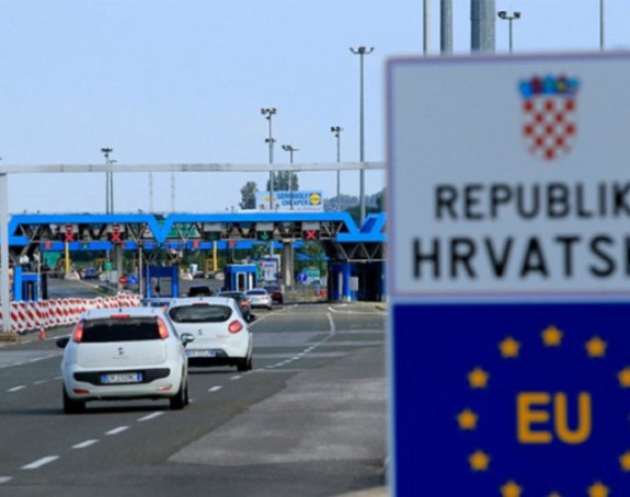 Хрватска укинула тестове и потврде о вакцинацији