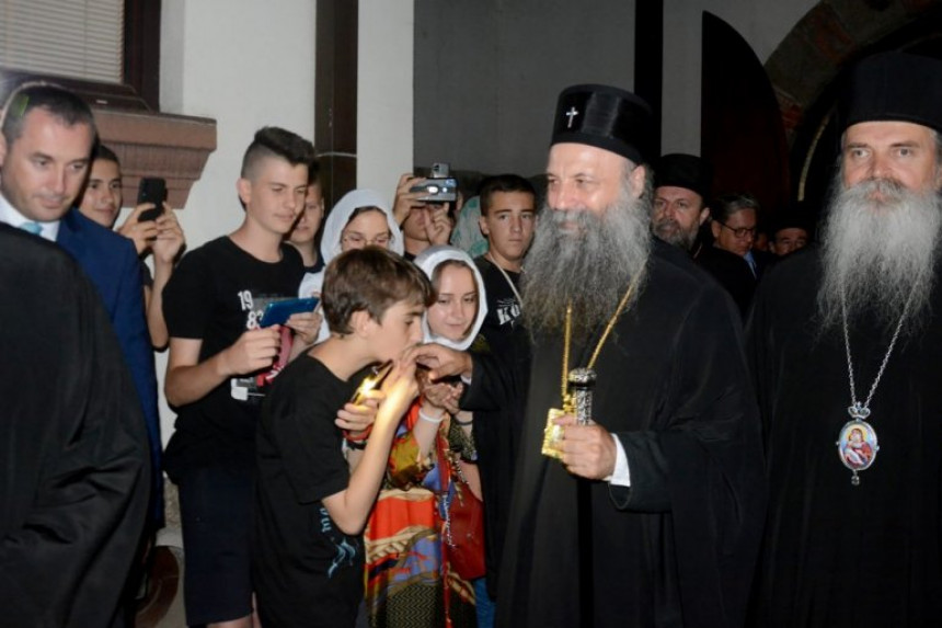 Srpski patrijarh Porfirije stigao na Gazimestan
