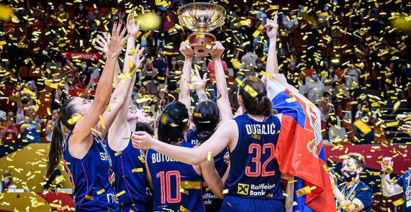 Svečani doček za zlatne košarkašice u Beogradu