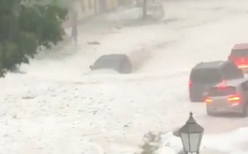 Jaka oluja širom Evrope, najteže u Njemačkoj (VIDEO)