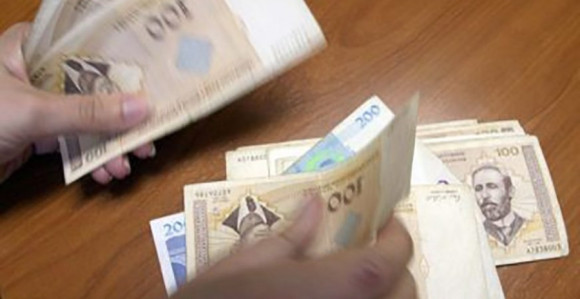 Odakle milioni na računu supruge političara?