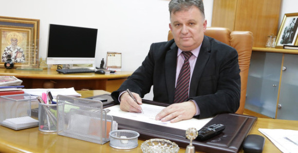 За годину дана задужио Градишку 20 милиона КМ