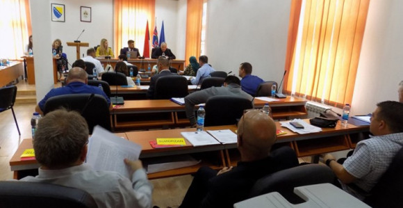 Usvojena rezolucija o stradanju srpskog naroda u Srebrenici