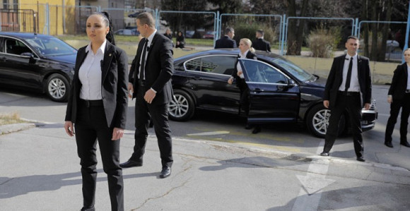 Vlast u BiH se teško odriče policijske pratnje