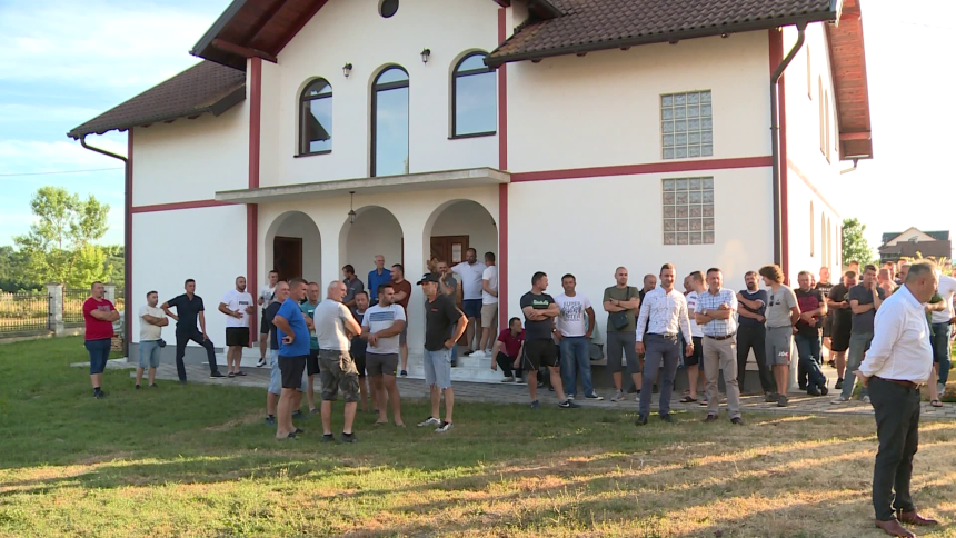 Prijedor: Mirni protest zbog napada na Vidovdan