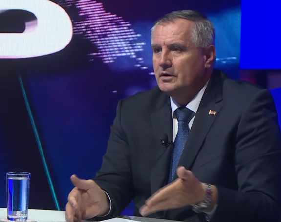 Prosječna plata Srpskoj nije “u značajnoj mjeri veća” nego u FBiH