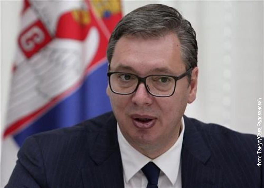 Vučić: Prosečna plata u januaru 612 evra