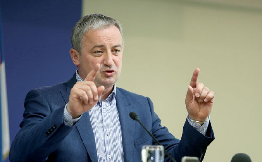 "Ovo je klasična izdaja Srpske i sve maske su pale"