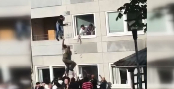 Tinejdžer iz BiH oduševio Švedsku: Spasio ženu iz požara