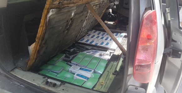Otkriveno 3.500 kutija cigareta bez akciznih markica