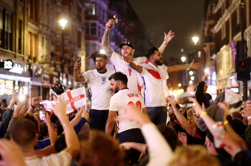 Engleski navijači traže slobodan dan ako osvoje Euro