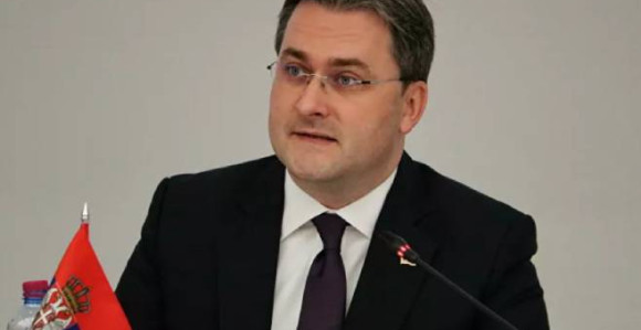 Svi Srbi da istaknu srpsku zastavu 15. septembra