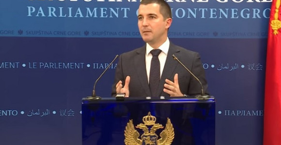 Mediji u BiH: Bečić i Erdogan govornici u Potočarima