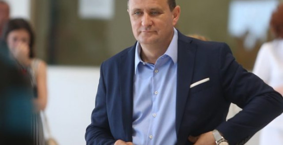 Dok SNSD tone, Đajić sanja kandidaturu?!
