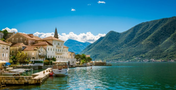 Kupanje na dvije plaže u Crnoj Gori zabranjeno!