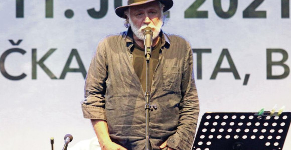 Šerbedžija konačno svirao u Beogradu i to dok se igrala finalna utakmica!