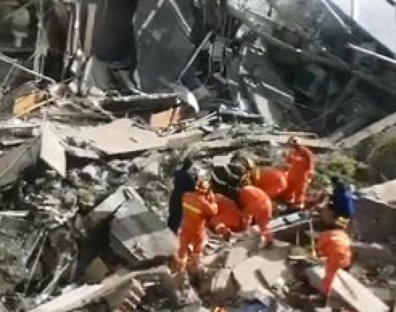 Srušio se hotel, najmanje deset osoba nestalo