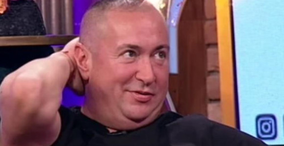 Đaniju napravili kragnu od para, pevač za noć dobio bakšiš par hiljada evra!