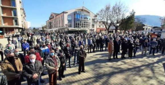 Režim dijeli borce: Svoje ljude iz kabineta postavljaju u njihove redove!