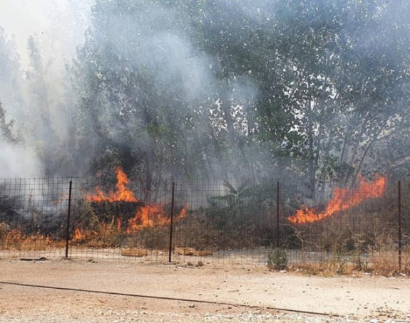 Izbio požar kod Mostara, zbog vjetra se brzo širi