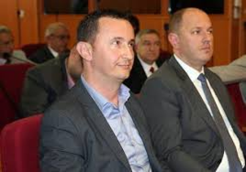 Kako su Gačani pomrsili konce Trebinjcima? Izbila tuča tokom licitacije u Trebinju?