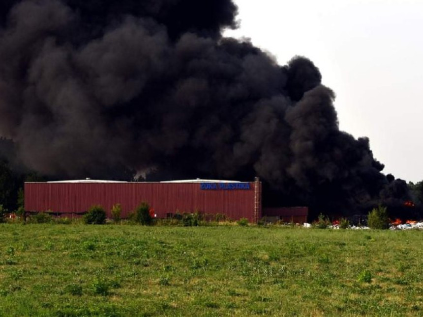 Otkriven uzrok požara u fabrici  za preradu plastike