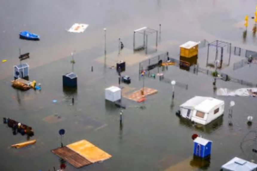 Bujica raznijela branu, naređena hitna evakuaicija